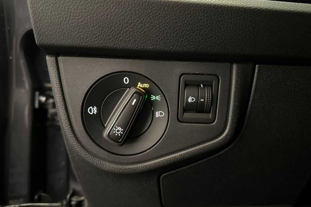 Volkswagen Taigo (JSJ17P) met abonnement