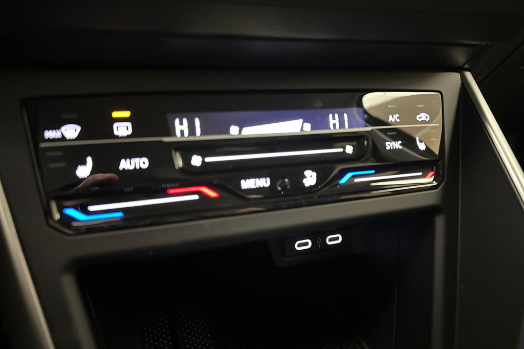 Volkswagen Taigo (JSJ17P) met abonnement