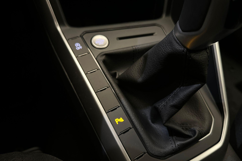 Volkswagen Taigo (JSJ17P) met abonnement