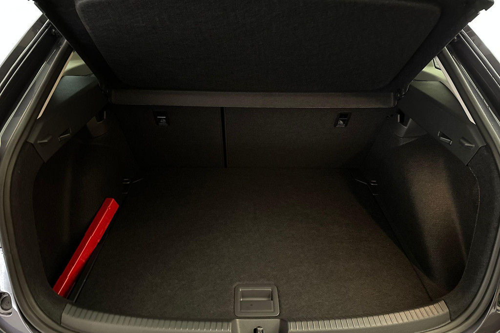 Volkswagen Taigo (JSJ17P) met abonnement