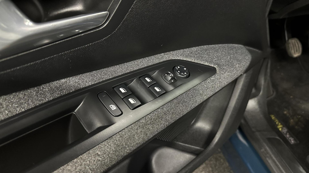 Peugeot 5008 (L236DB) met abonnement