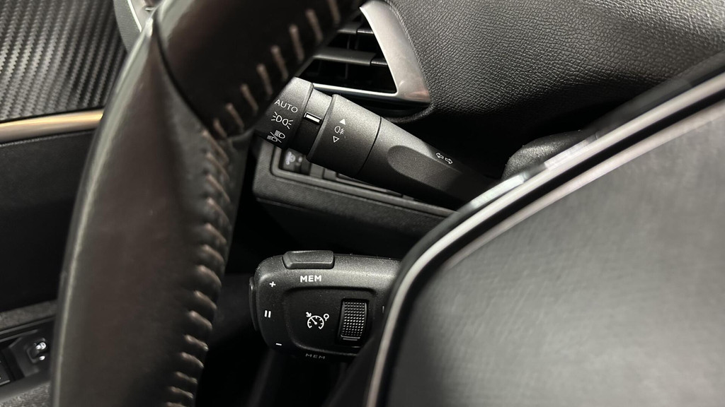 Peugeot 5008 (L236DB) met abonnement