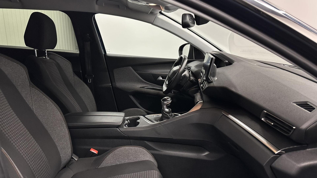 Peugeot 5008 (L236DB) met abonnement