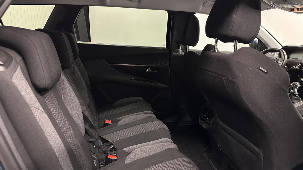 Peugeot 5008 (L236DB) met abonnement