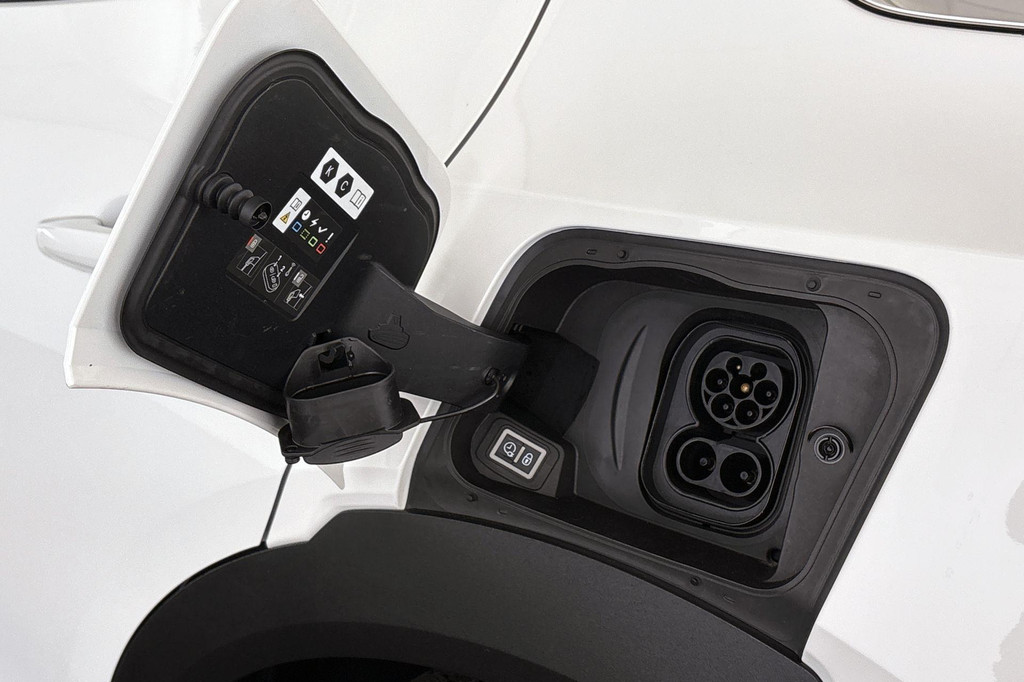 Opel Mokka-e (N862HK) met abonnement