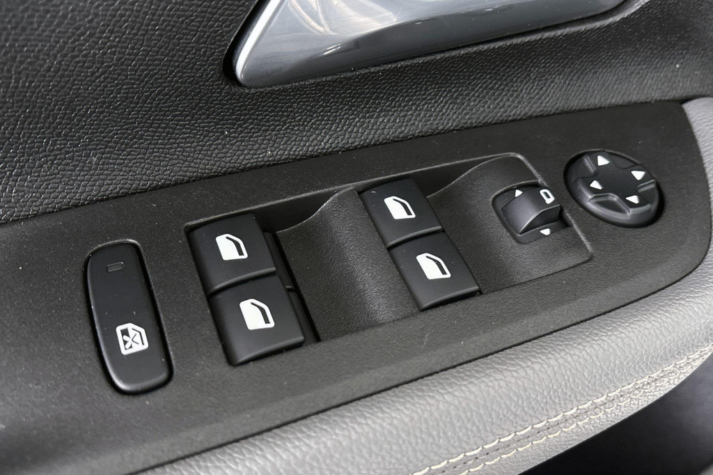 Opel Mokka-e (N862HK) met abonnement