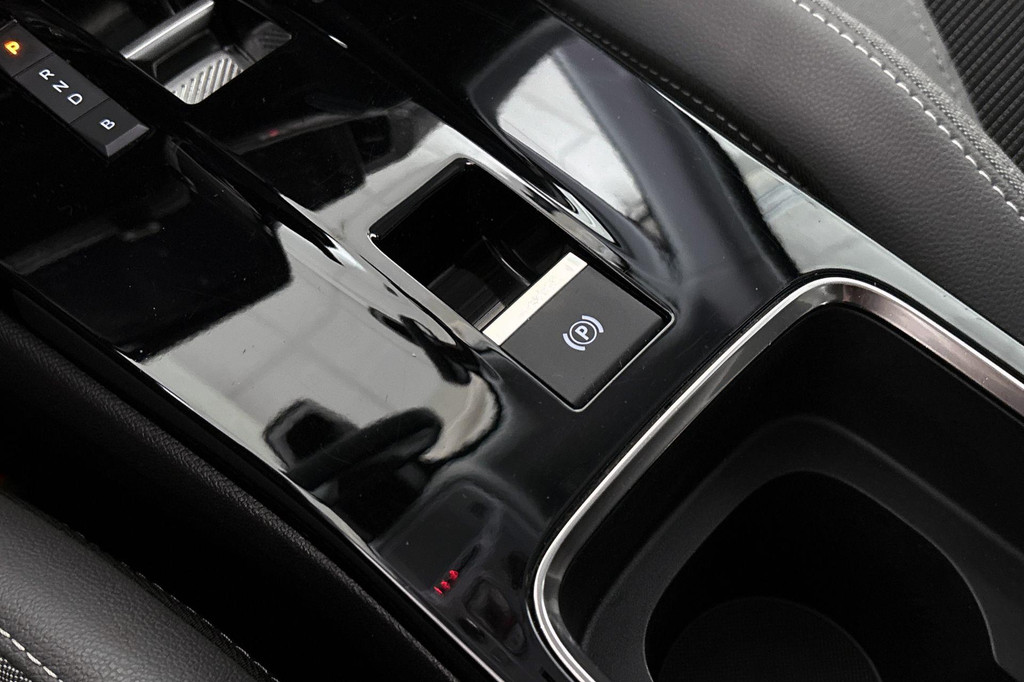 Opel Mokka-e (N862HK) met abonnement