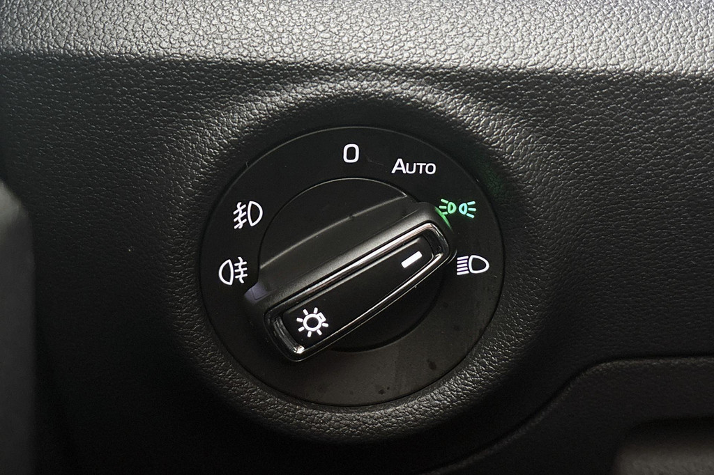 ŠKODA Kamiq (K428HN) met abonnement