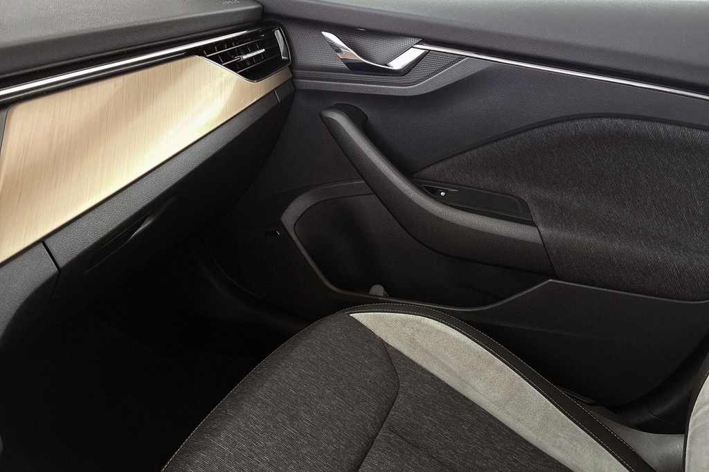 ŠKODA Kamiq (K428HN) met abonnement