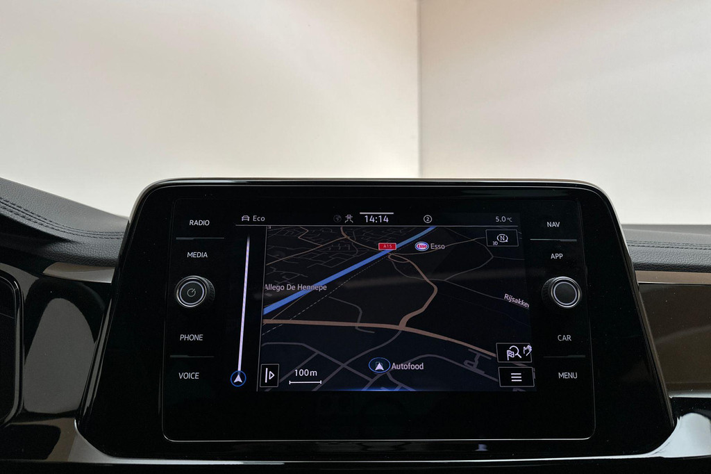 Volkswagen T-Roc (JXD58Z) met abonnement