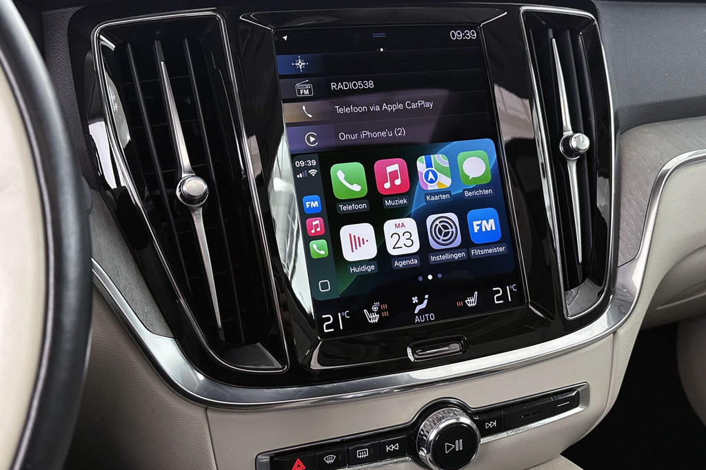 Volvo V60 (K152NZ) met abonnement