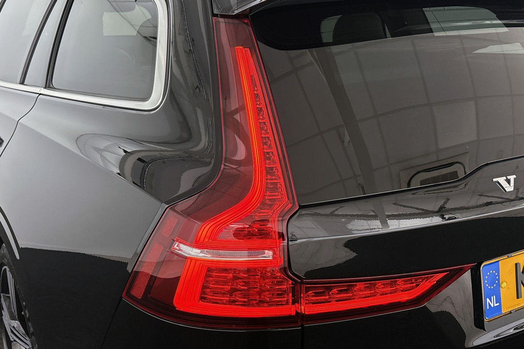 Volvo V60 (K152NZ) met abonnement