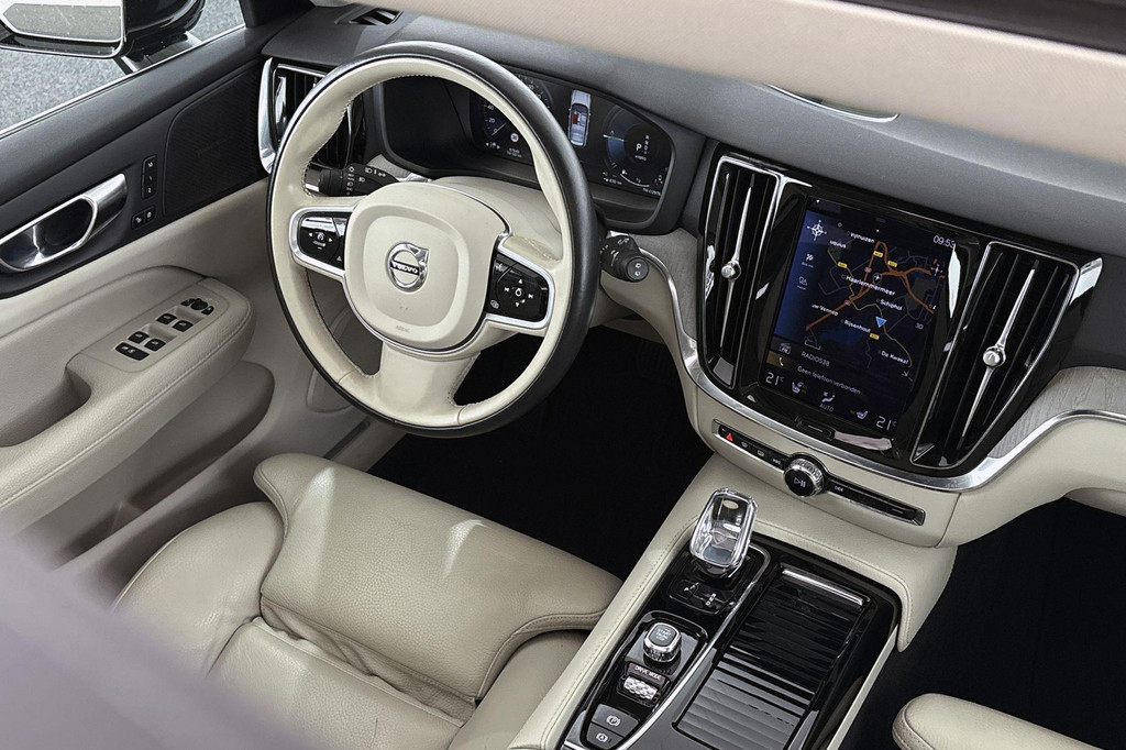 Volvo V60 (K152NZ) met abonnement