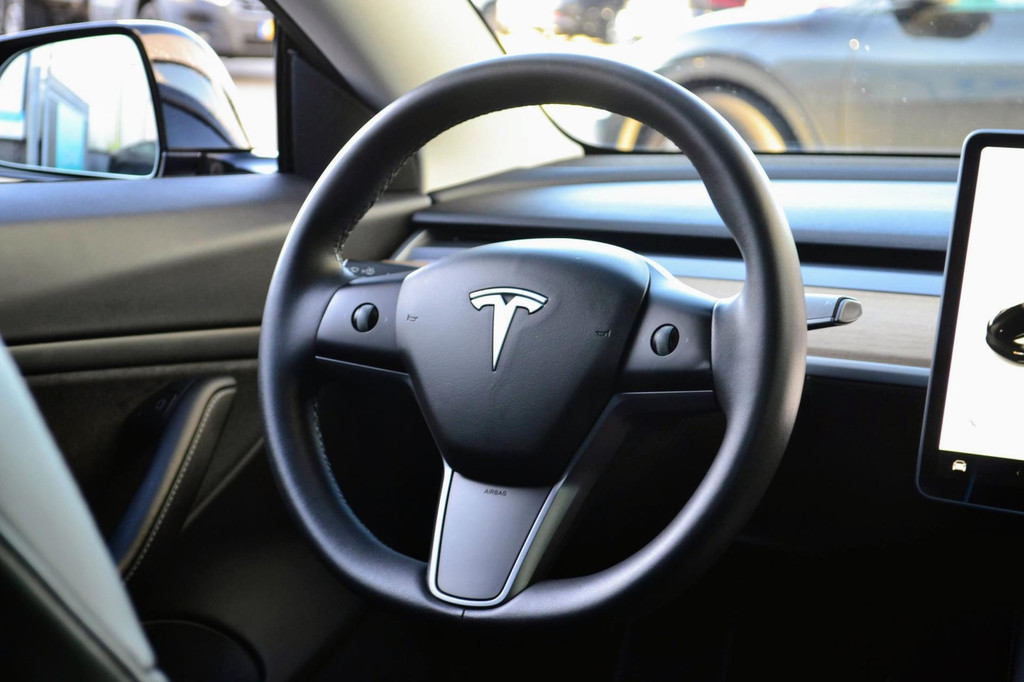 Tesla Model 3 AWD (K762FS) met abonnement