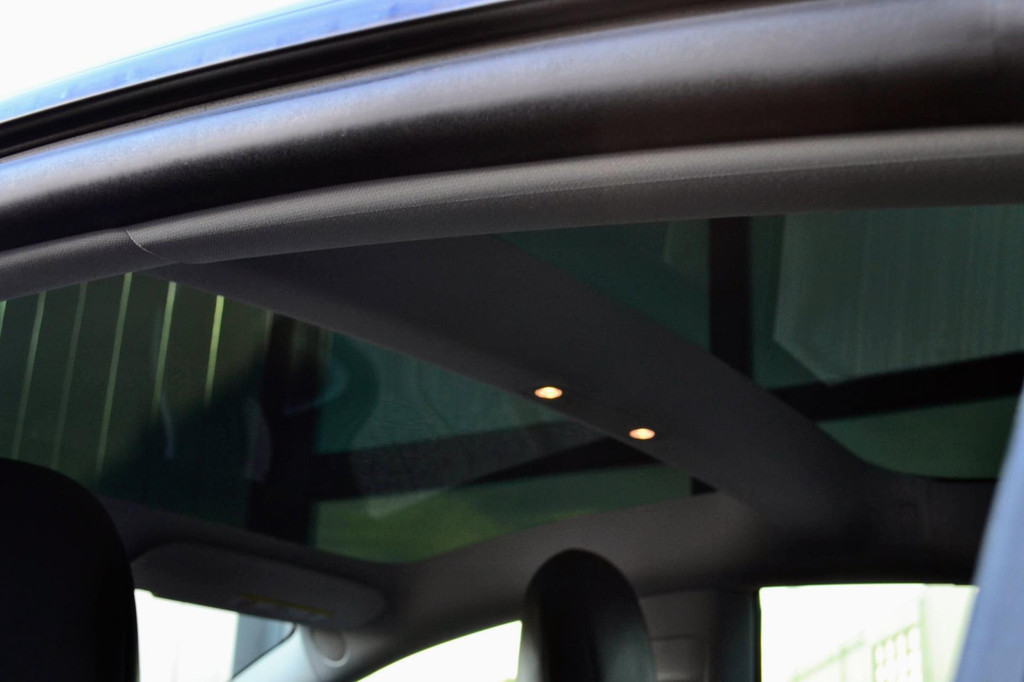 Tesla Model 3 AWD (K762FS) met abonnement