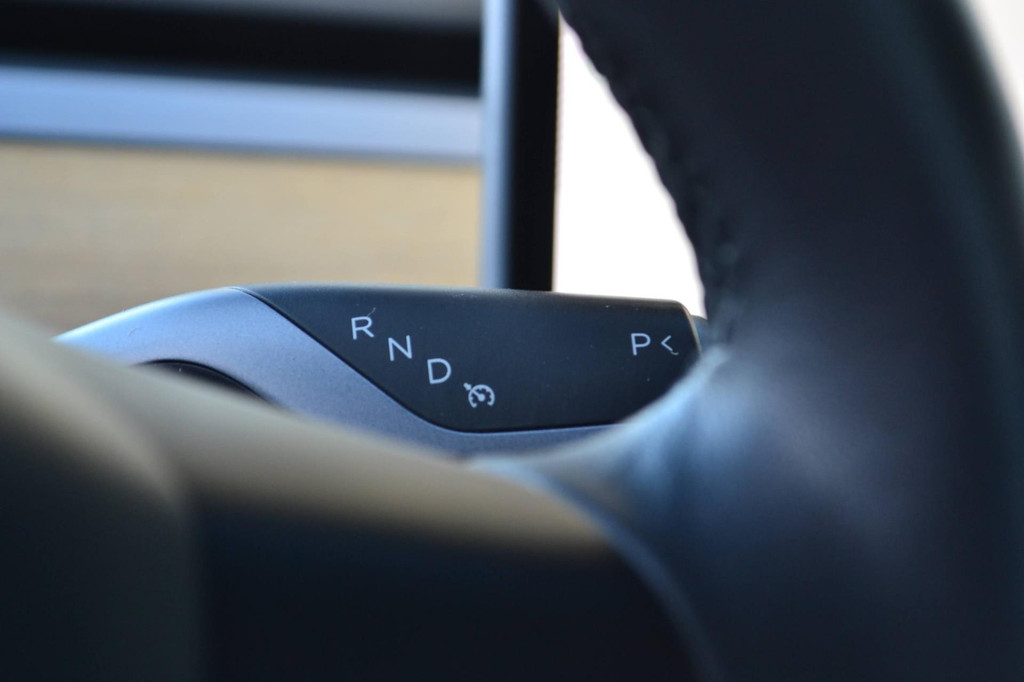 Tesla Model 3 AWD (K762FS) met abonnement