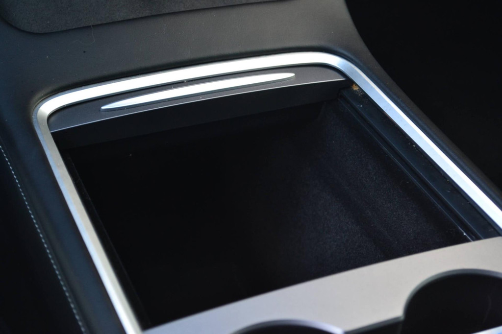 Tesla Model 3 AWD (K762FS) met abonnement