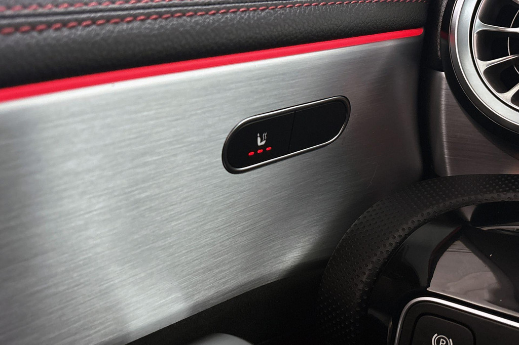 Mercedes-Benz CLA-Klasse (N320VJ) met abonnement