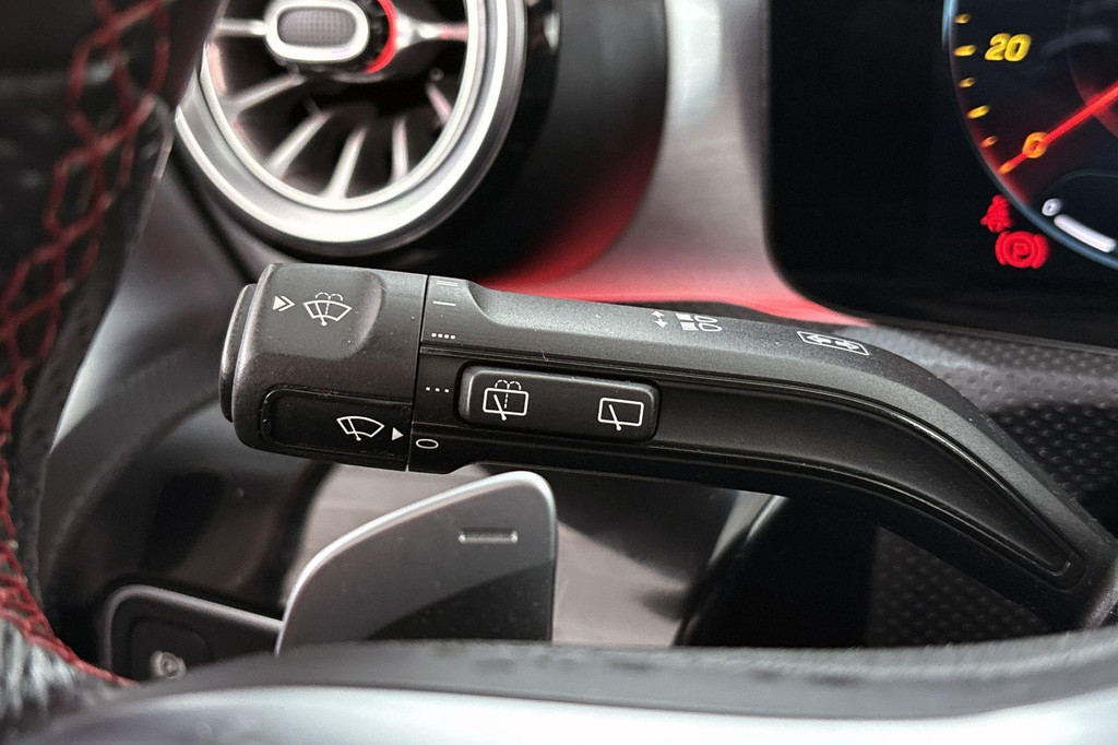 Mercedes-Benz CLA-Klasse (N320VJ) met abonnement