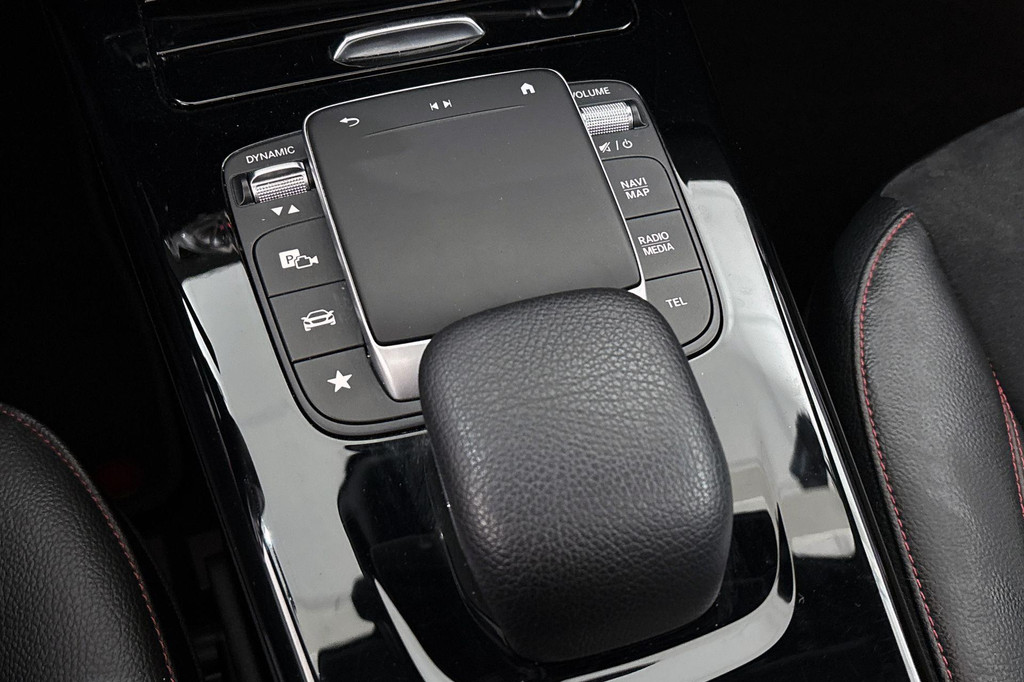 Mercedes-Benz CLA-Klasse (N320VJ) met abonnement