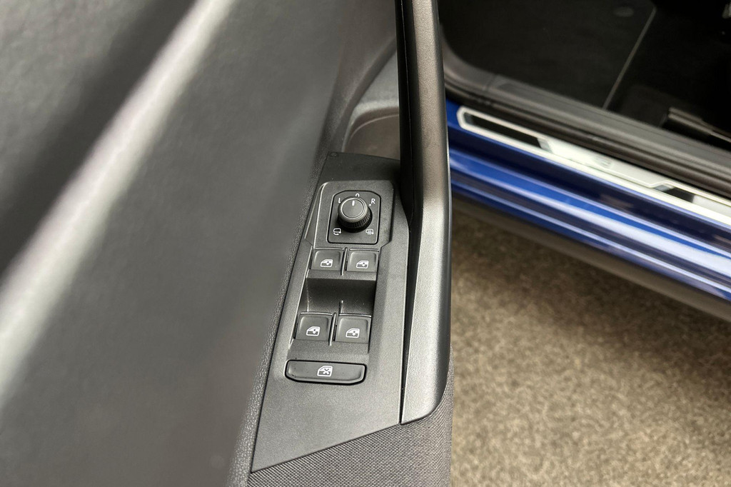 Volkswagen Polo (JXF32D) met abonnement