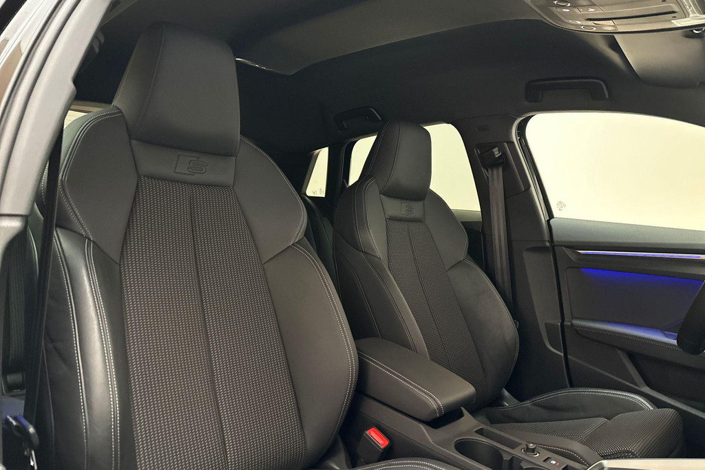 Audi A3 (JPH82K) met abonnement