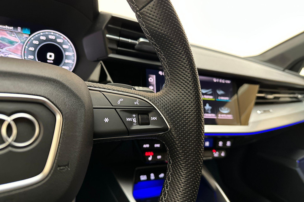 Audi A3 (JPH82K) met abonnement