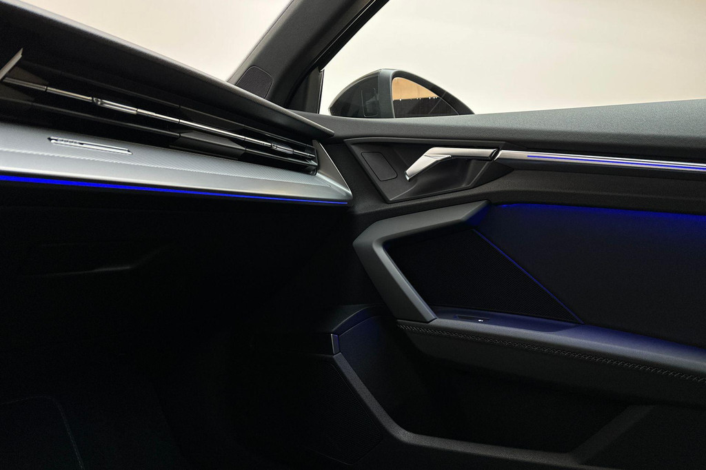 Audi A3 (JPH82K) met abonnement