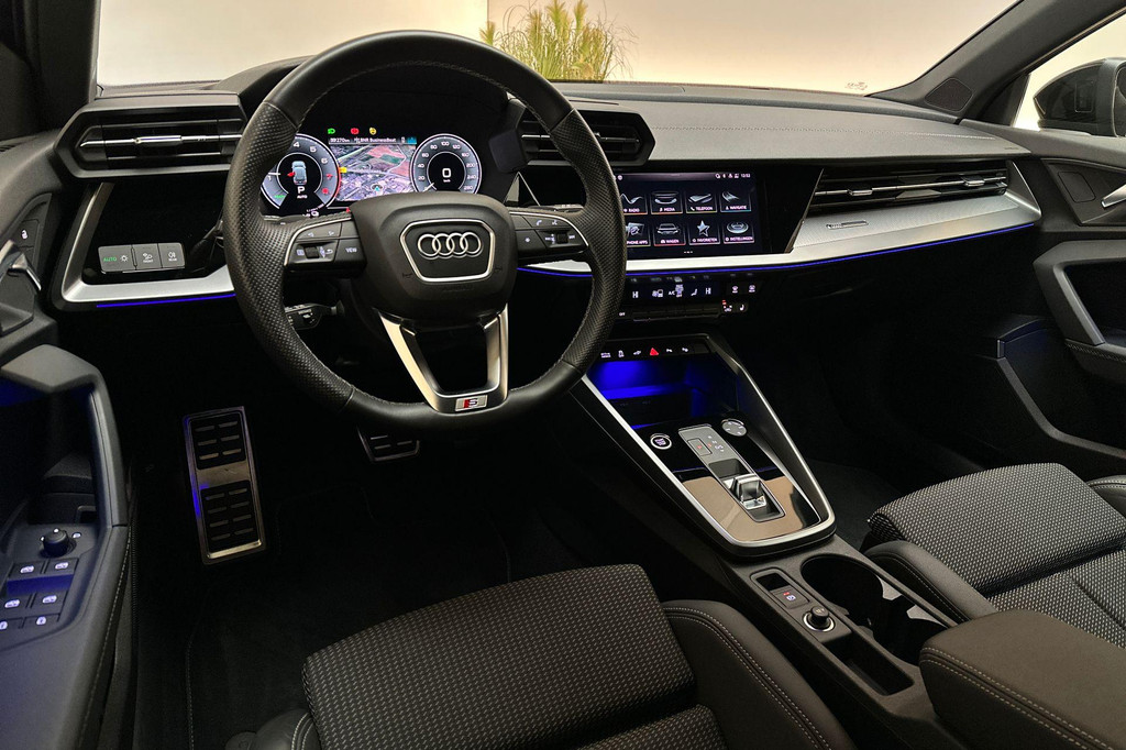 Audi A3 (JPH82K) met abonnement