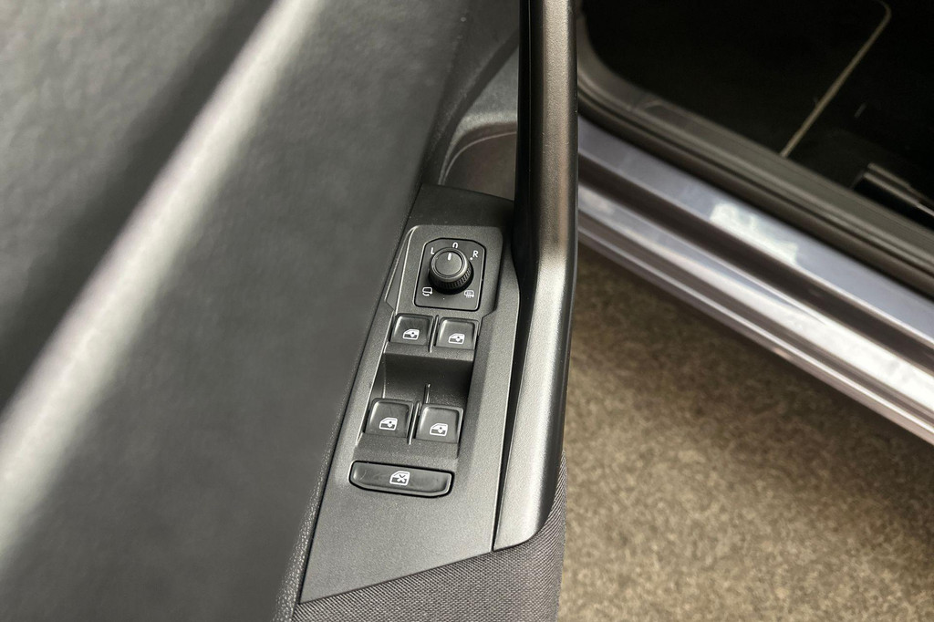 Volkswagen Polo (R333GD) met abonnement