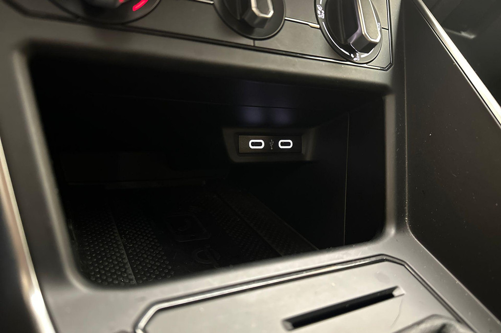 Volkswagen Polo (R333GD) met abonnement