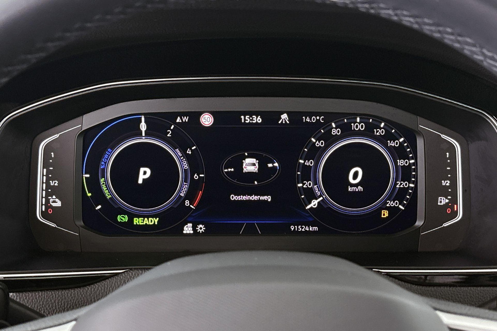 Volkswagen Passat (JXF13F) met abonnement