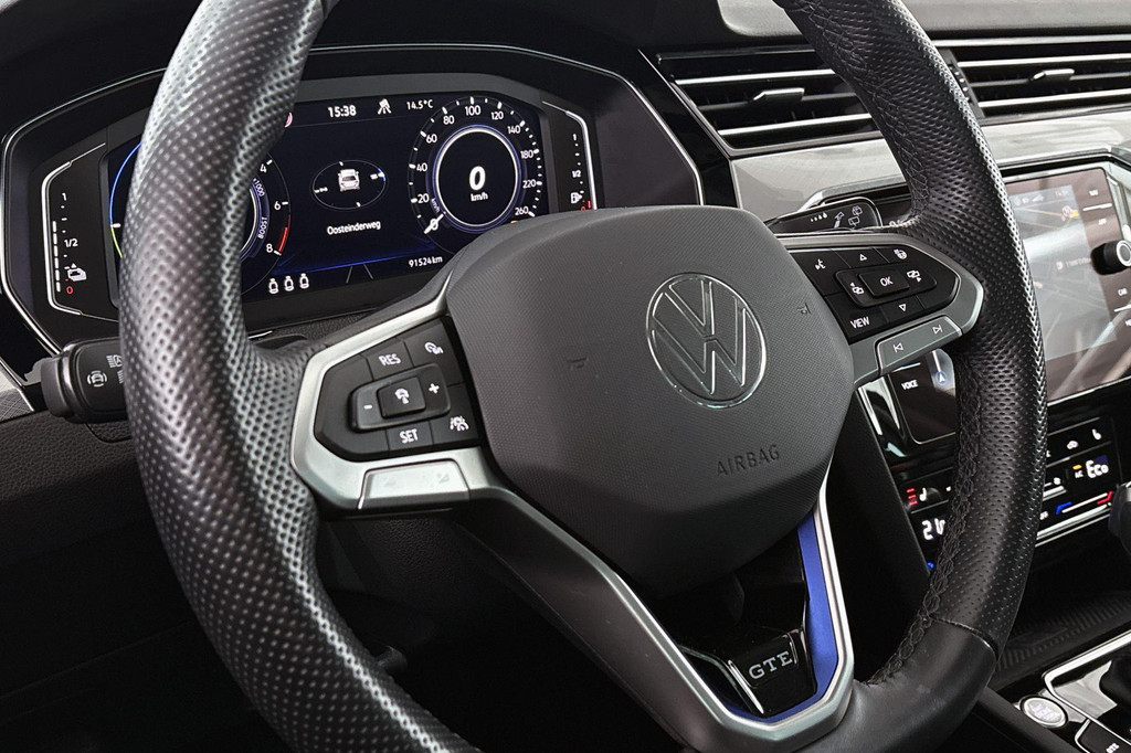 Volkswagen Passat (JXF13F) met abonnement