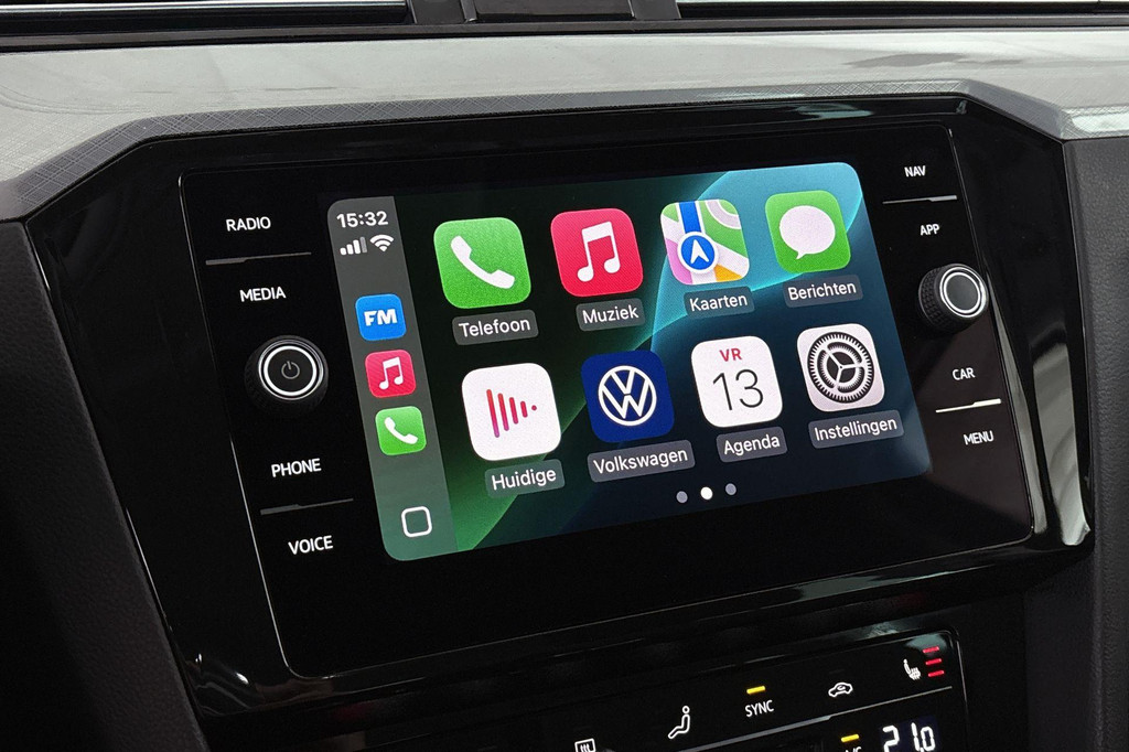 Volkswagen Passat (JXF13F) met abonnement