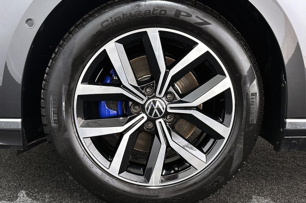 Volkswagen Passat (JXF13F) met abonnement