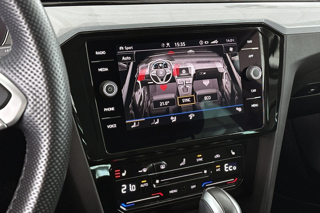 Volkswagen Passat (JXF13F) met abonnement