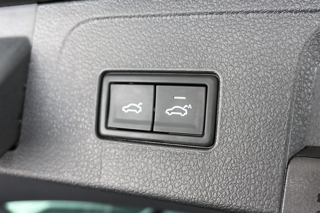 Volkswagen Passat (JXF13F) met abonnement