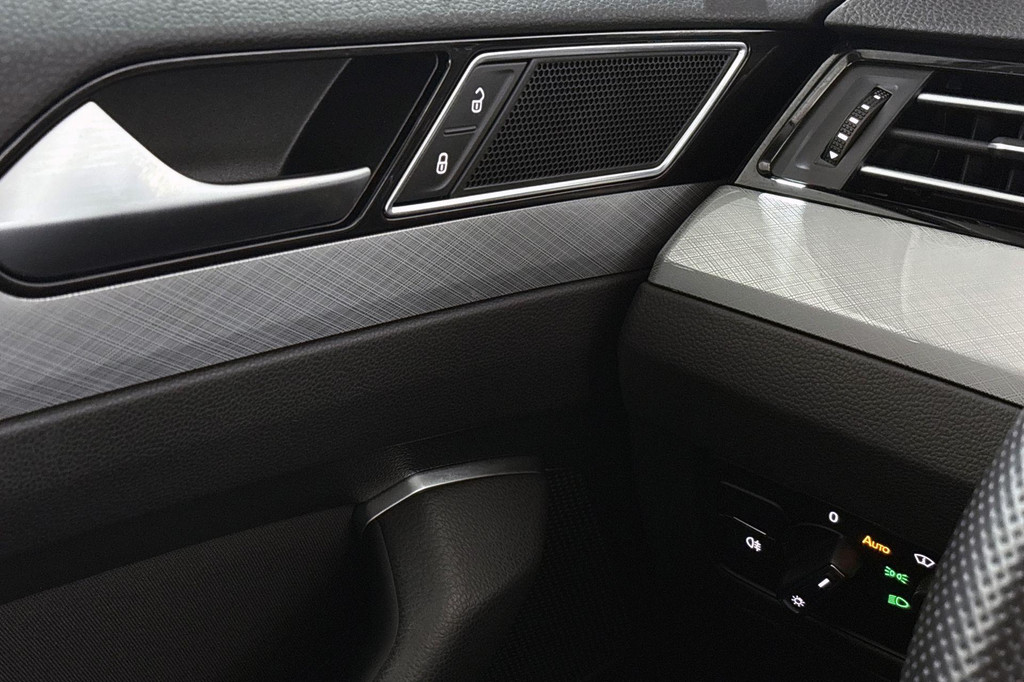 Volkswagen Passat (JXF13F) met abonnement