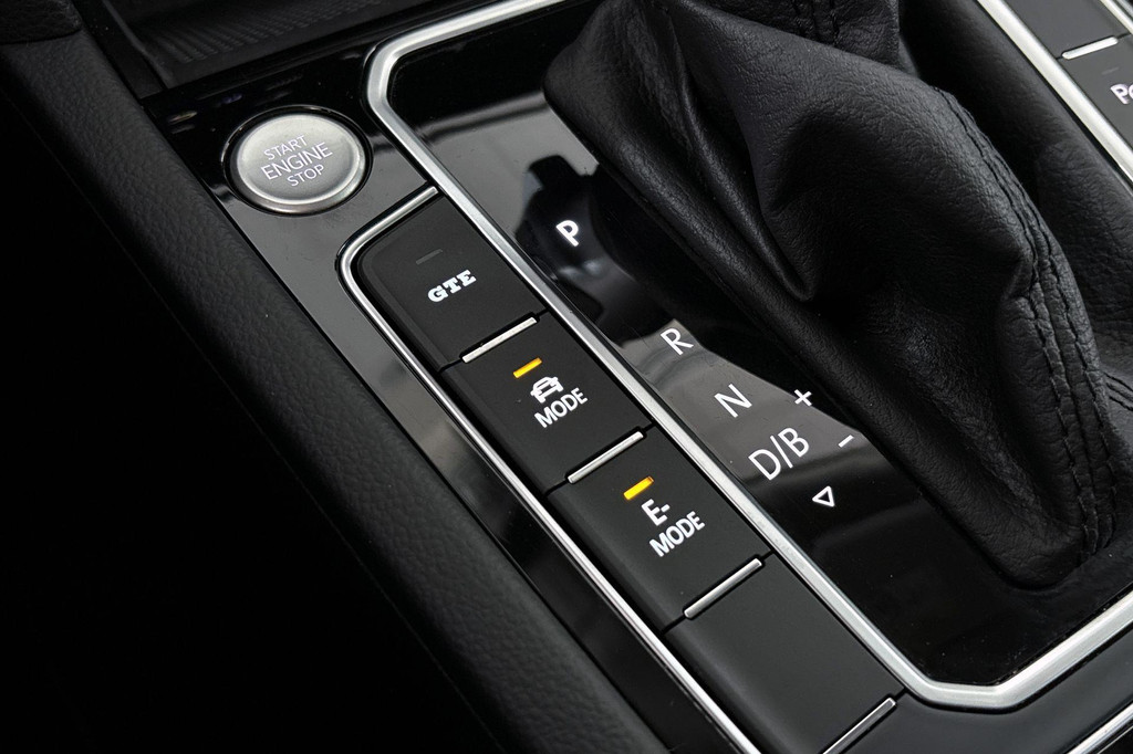 Volkswagen Passat (JXF13F) met abonnement