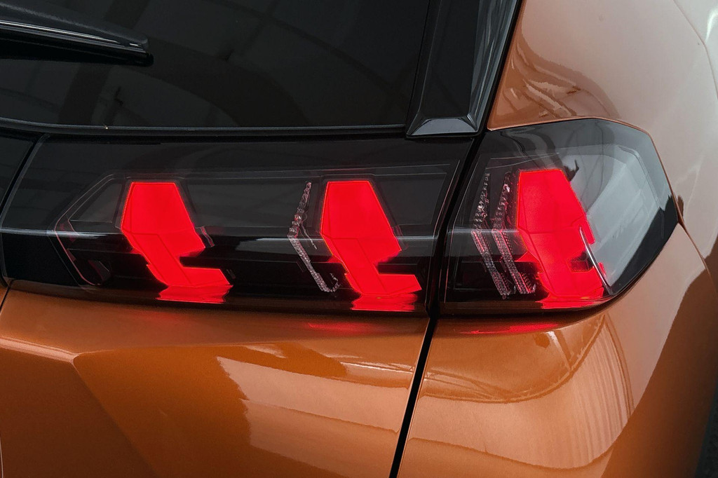 Peugeot 2008 (P251BJ) met abonnement