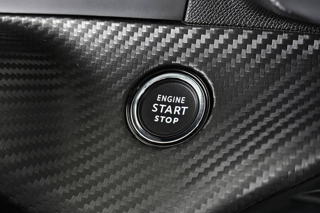 Peugeot 2008 (P251BJ) met abonnement