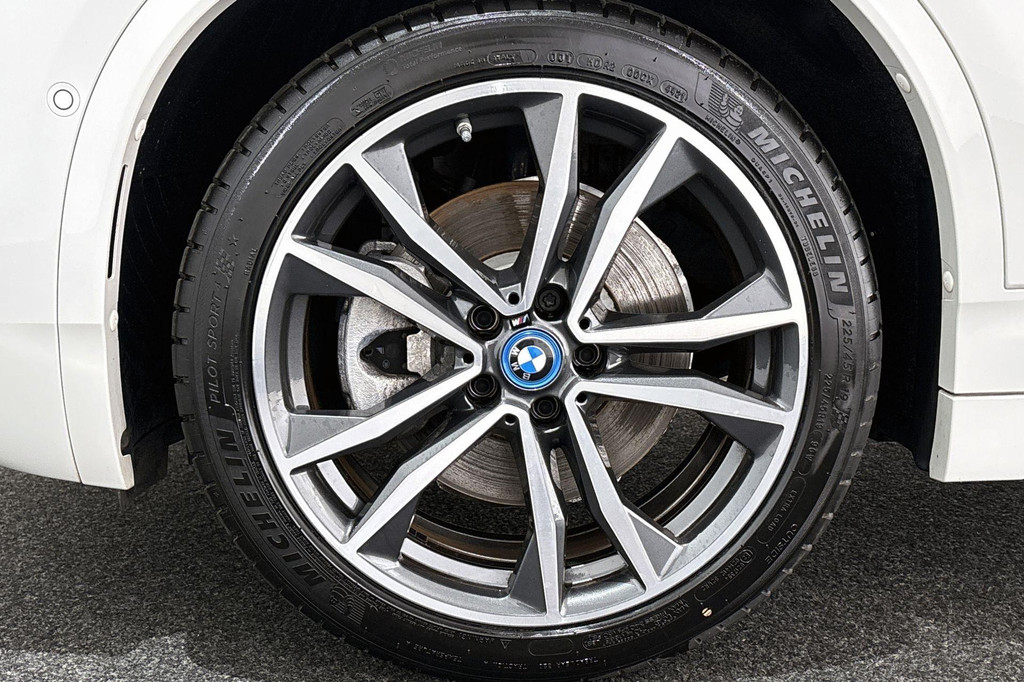 BMW X2 (JXB75P) met abonnement