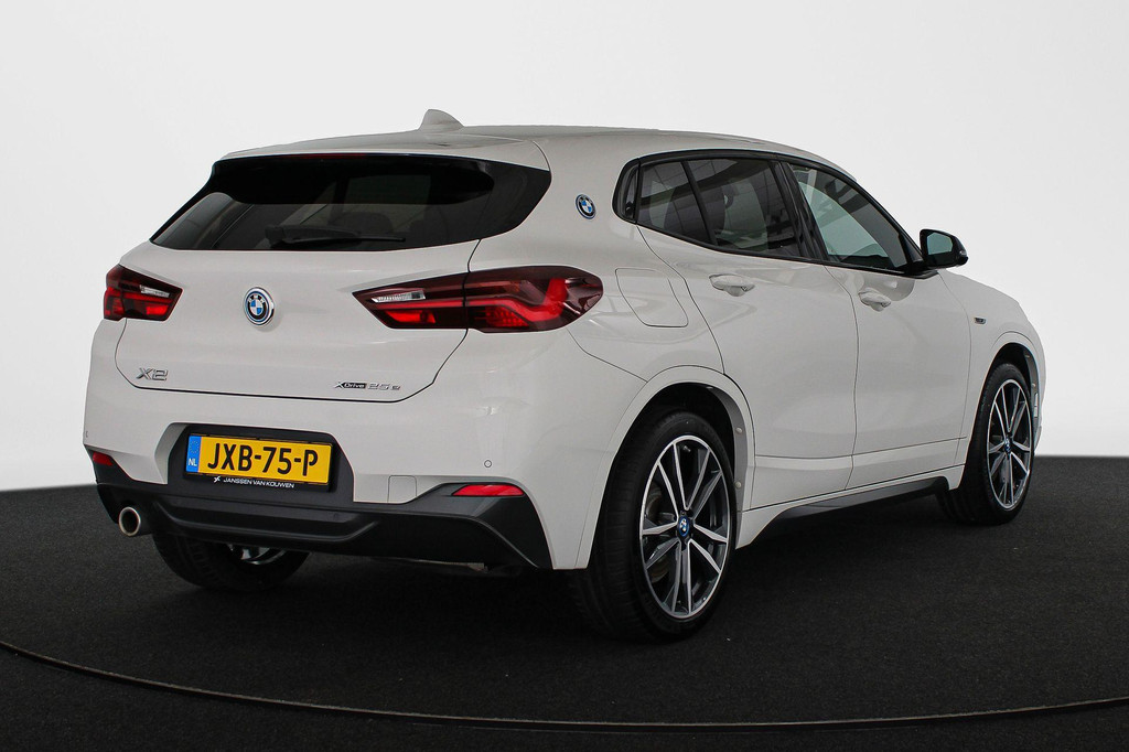 BMW X2 (JXB75P) met abonnement
