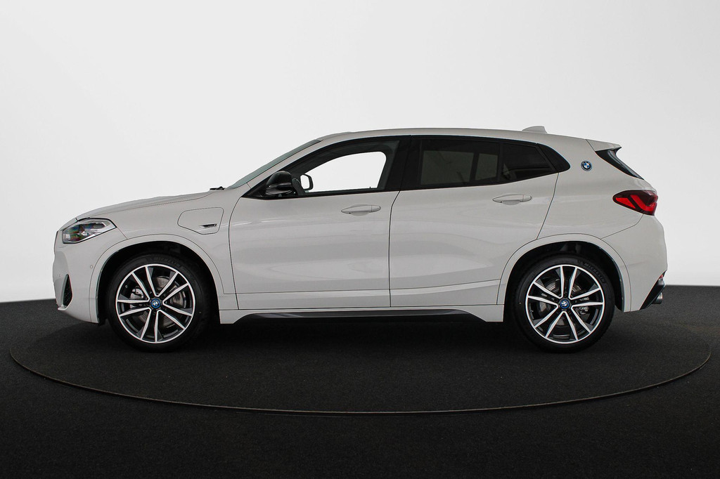 BMW X2 (JXB75P) met abonnement