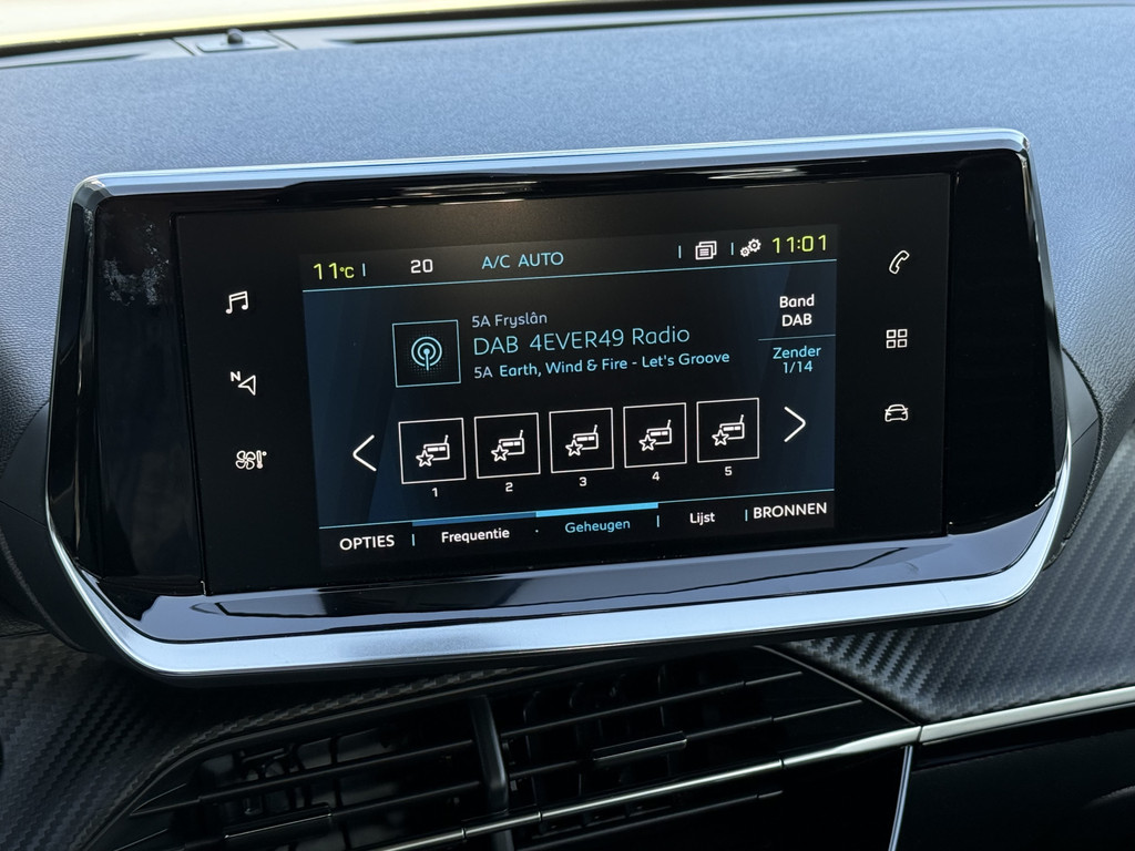 Peugeot e-2008 (K409TZ) met abonnement