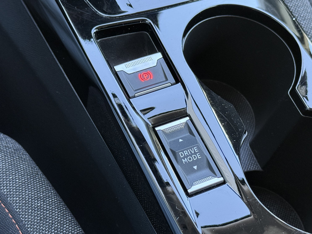 Peugeot e-2008 (K409TZ) met abonnement