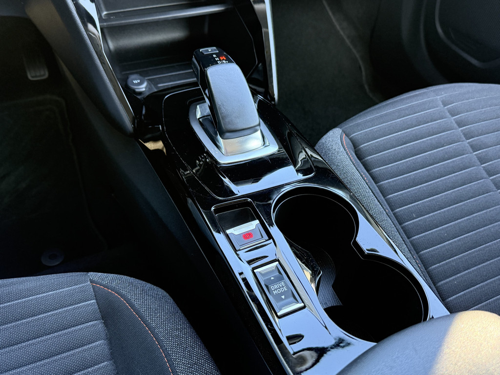 Peugeot e-2008 (K409TZ) met abonnement