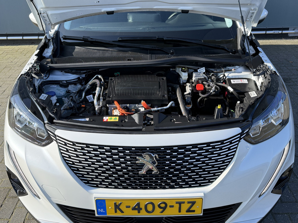 Peugeot e-2008 (K409TZ) met abonnement