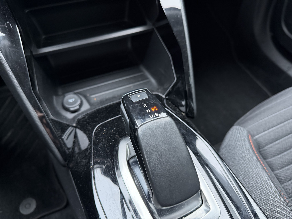 Peugeot e-2008 (K409TZ) met abonnement