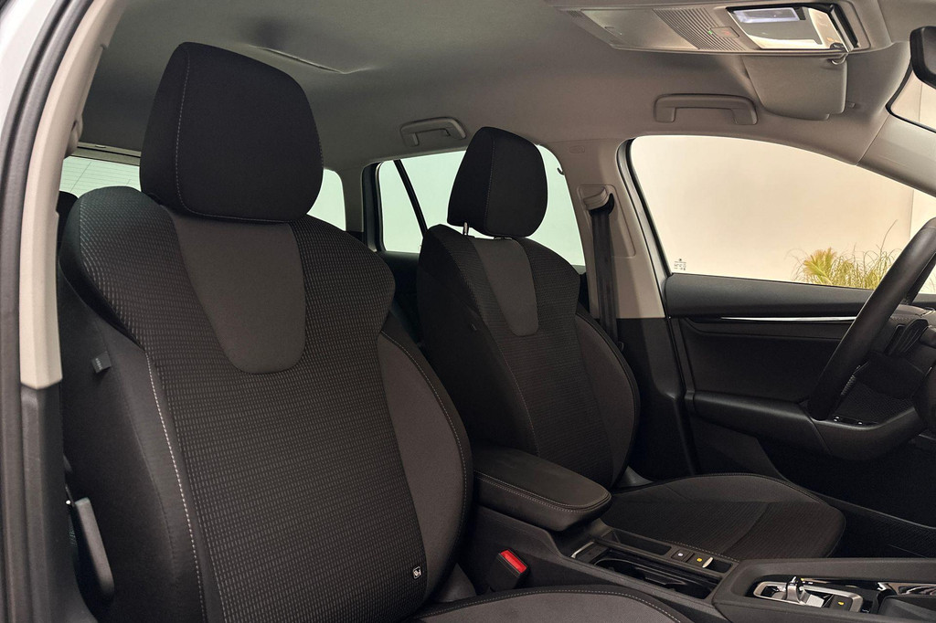 ŠKODA Octavia (JPV80P) met abonnement